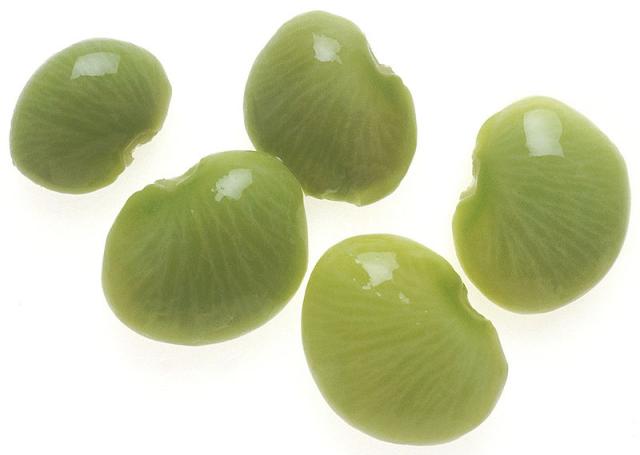 Lima beans (Phaseolus lunatus)